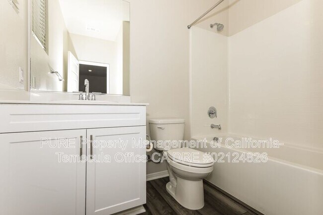 Building Photo - 28240 Heirloom Dr