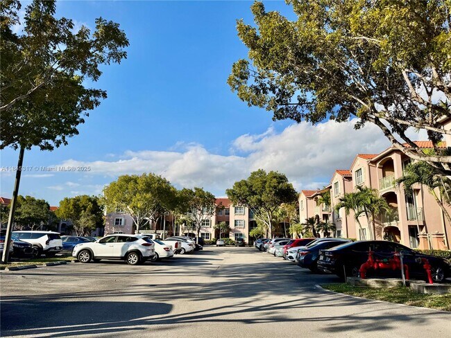 Building Photo - 6540 NW 114th Ave