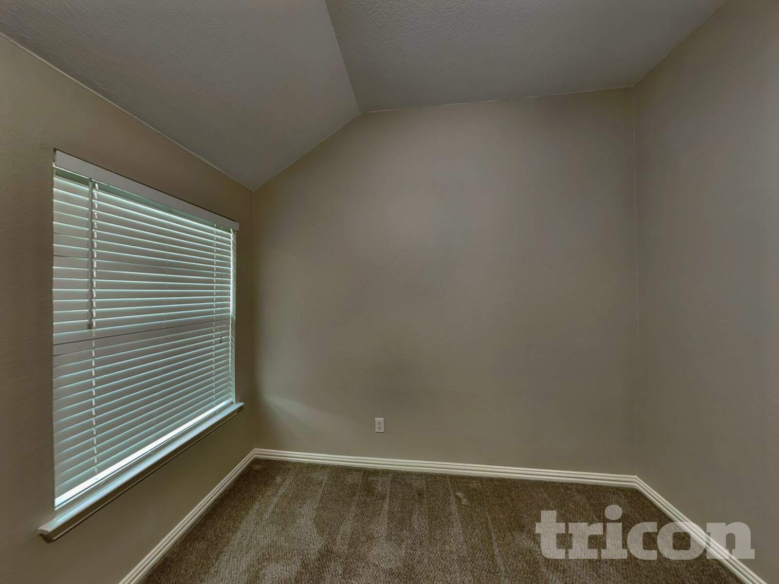 Building Photo - 205 Old Spanish Trail