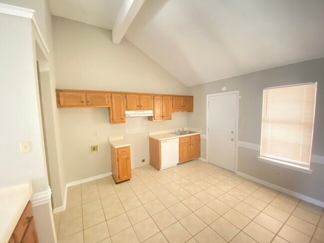 Building Photo - 5541 Oak Branch Cir - Available Now!