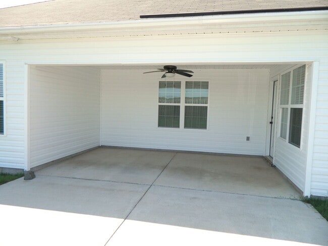 Building Photo - 7018 Summerton Dr
