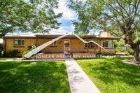 Building Photo - Spacious Home on Quiet Street with 2 Car Garage and Central A/C