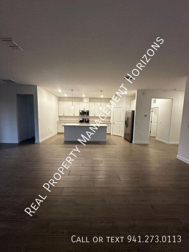 Building Photo - 14964 Serene Shrs Lp