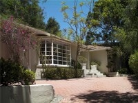 Building Photo - 123 N Glenroy Ave