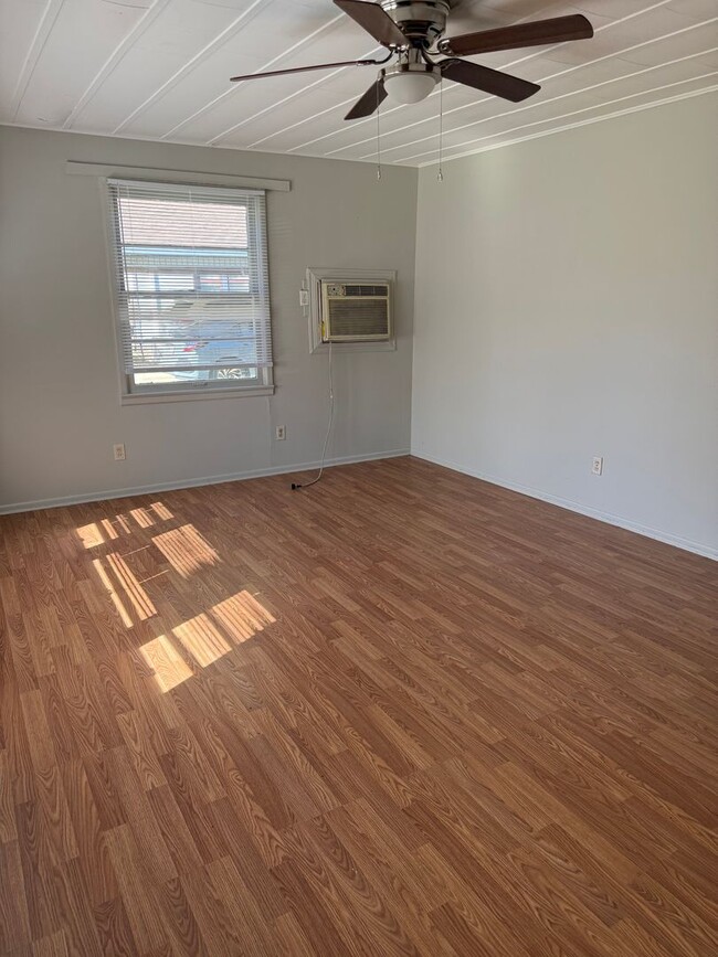 Building Photo - 1114 N 3rd St