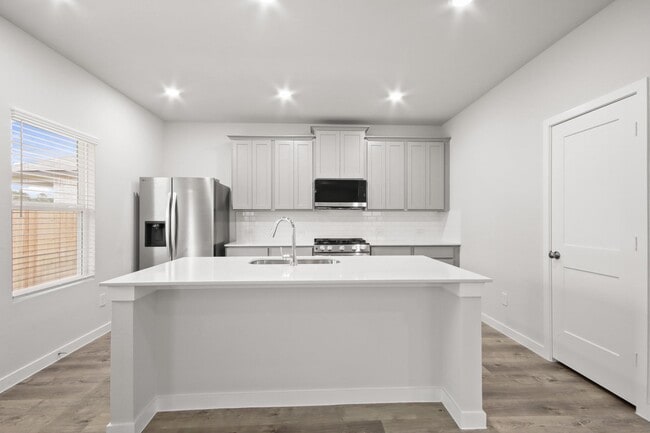 Building Photo - 227 Brazen Forest Trl