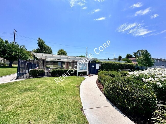 Building Photo - 20871 Plum Canyon Rd