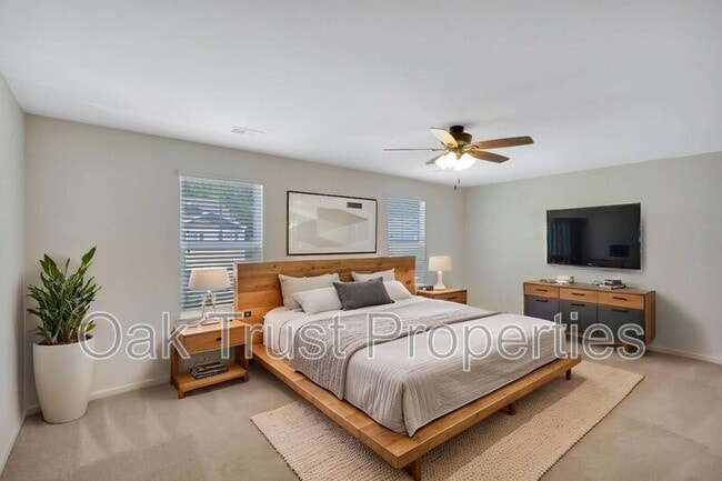 Building Photo - 215 Goshen Rd