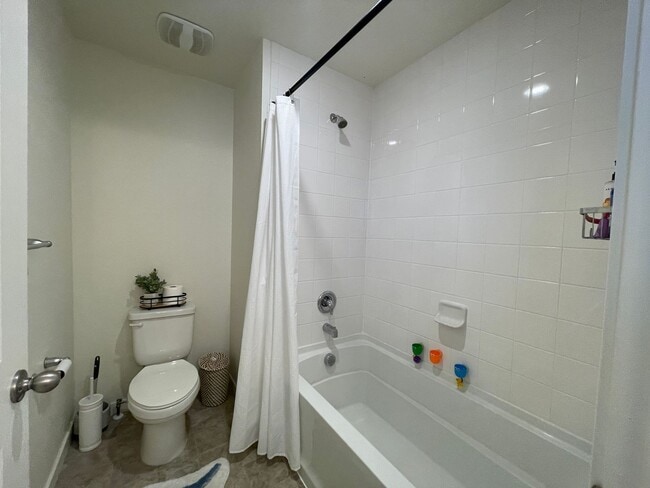 Building Photo - Live Lavishly in Harmony Ridge- Fully Furnished 5-Bedroom Dream Home with Backyard Oasis & Speake...