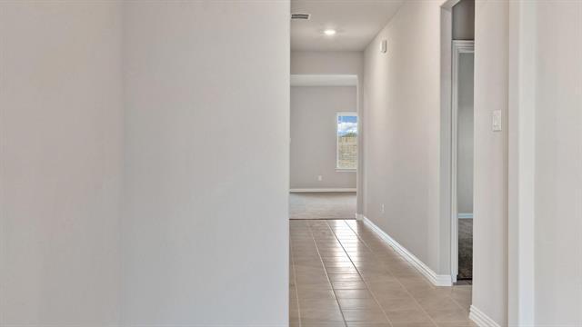 Building Photo - 2106 Sandpiper Wy