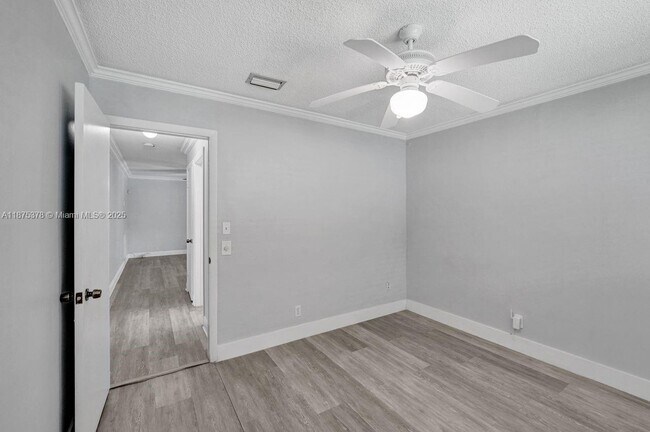 Building Photo - 5031 SW 88th Terrace