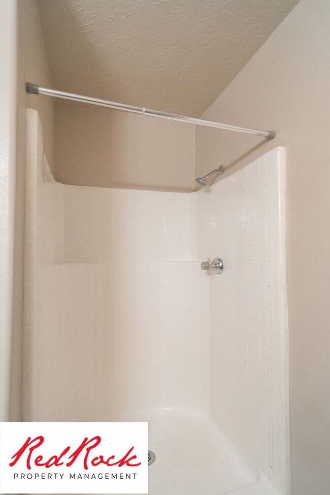 Building Photo - 1178 E 300 S