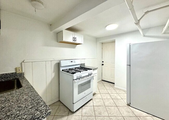 Building Photo - 526 Riddle Crest Ln