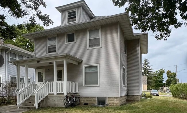 Building Photo - 2603 Knapp St