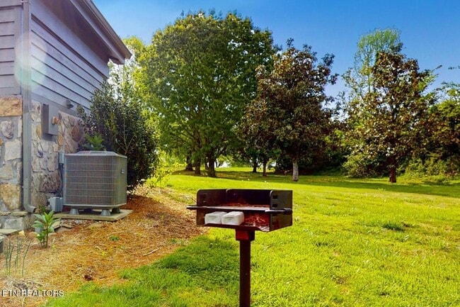 Building Photo - 661 Harrison Ferry Rd