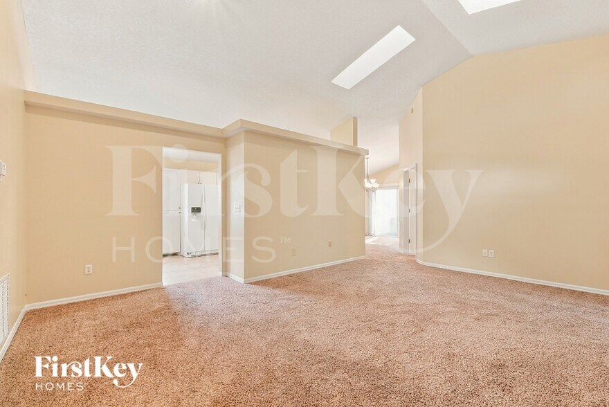 Building Photo - 2016 Cobblefield Cir
