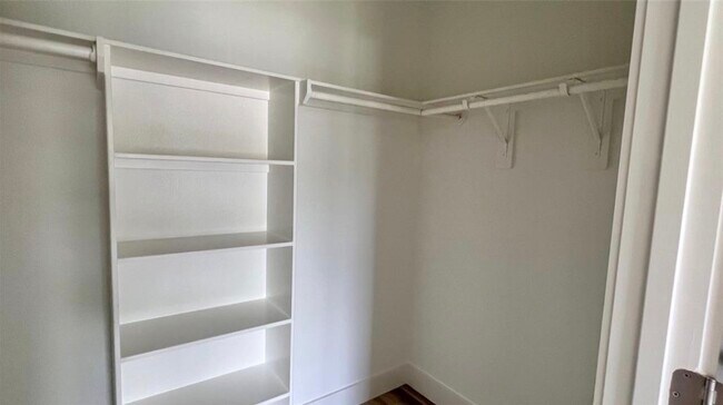 Building Photo - 9905 Excaliburs Ct