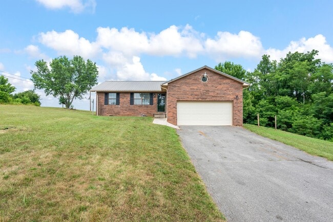 Primary Photo - 2832 Vicksburg Ln