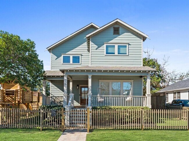 Primary Photo - 1201 Tabor St