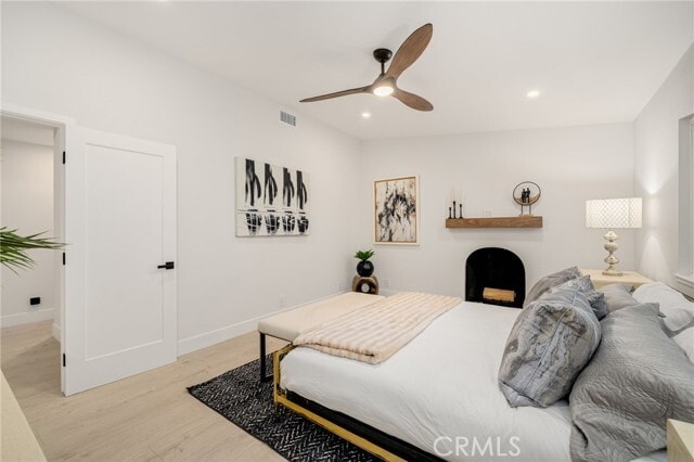 Building Photo - 24362 Via Santa Clara