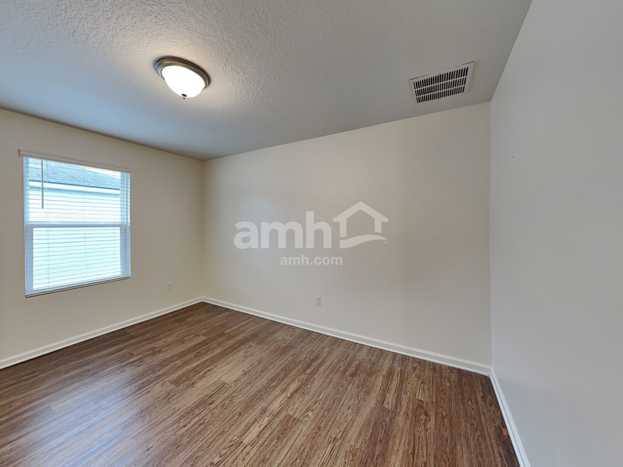 Building Photo - 171 E Jayce Way