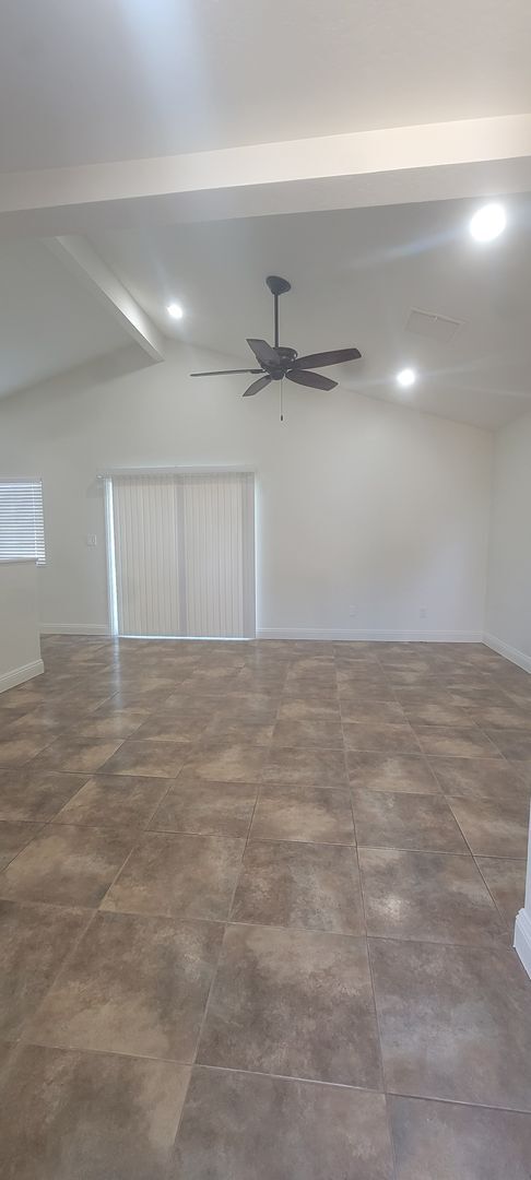 Building Photo - 3512 S Half Moon Dr