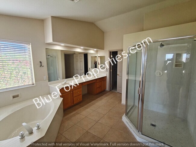 Building Photo - 12364 N Mt Bigelow Rd