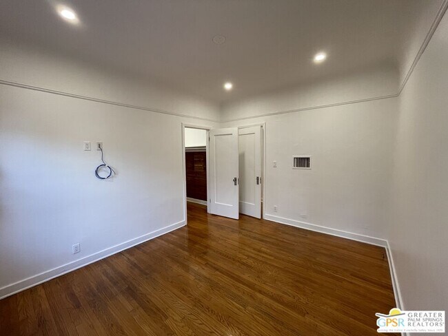 Building Photo - 739 Occidental Blvd