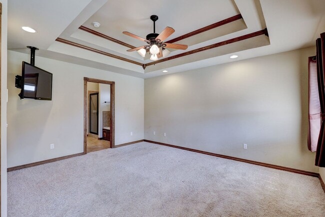 Building Photo - 15166 Fox Hollow Rd