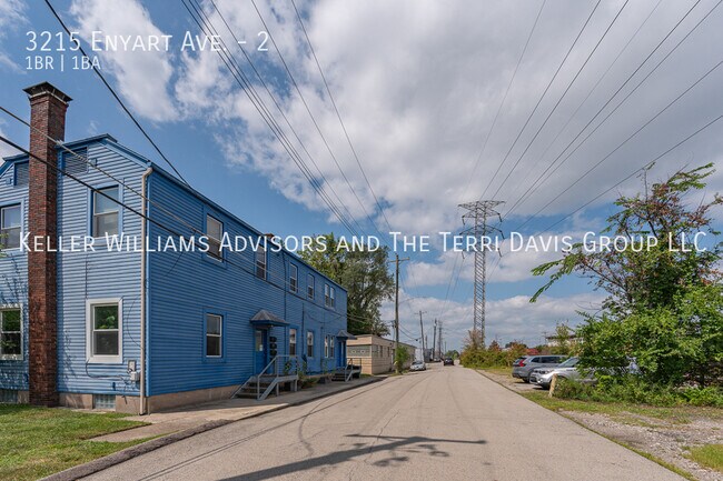 Building Photo - 3215 Enyart Ave