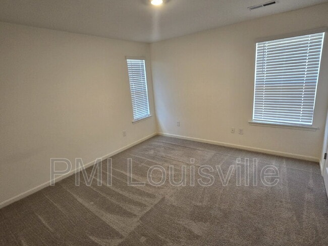 Building Photo - 5806 Kellie Wds Dr