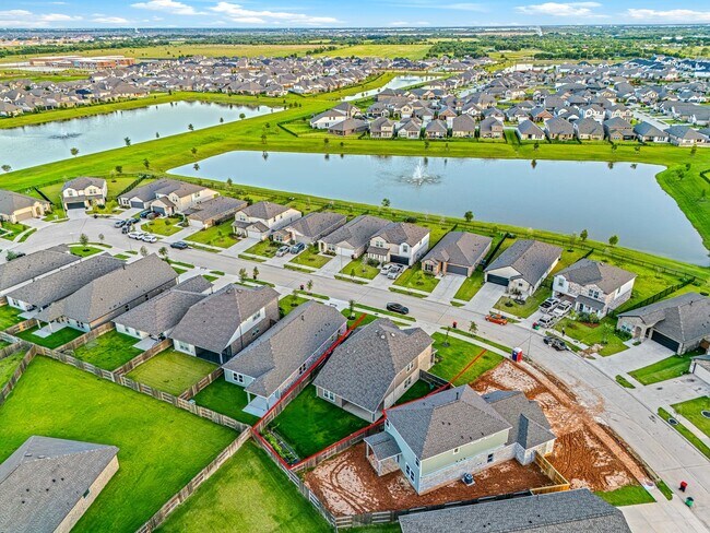 Building Photo - 2533 Allegretto Sea Dr