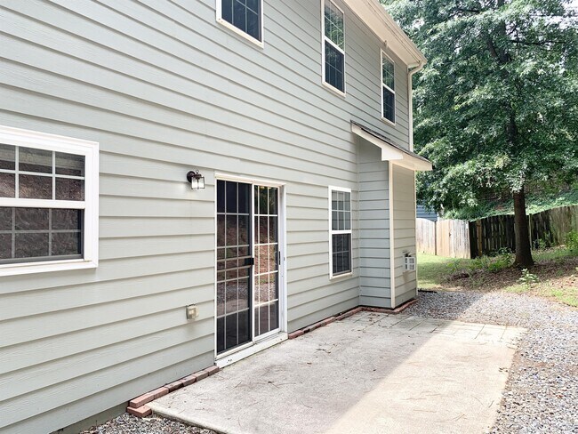 Building Photo - 329 Tuggle Ct