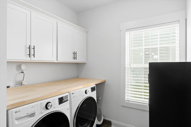 Building Photo - 281 Turkey Xing Ct