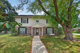 Building Photo - 1503 Shannon Valley Dr