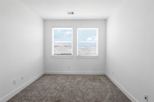 Building Photo - 12946 Rio Mariano Ln