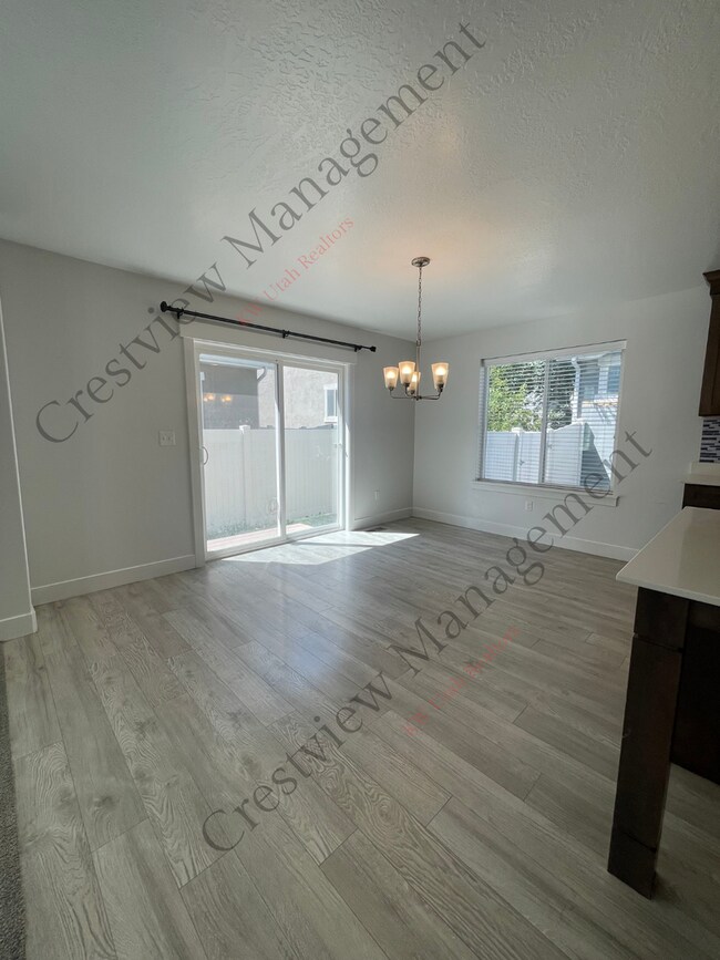 Building Photo - 4993 W Ticoa Ln