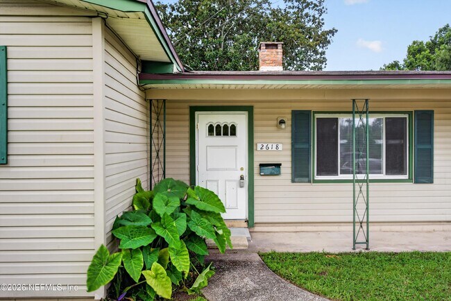 Building Photo - 2618 Arlex Dr E