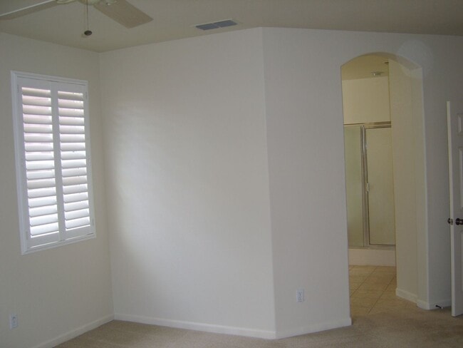 Building Photo - Lovely home, gardener, some utilities included