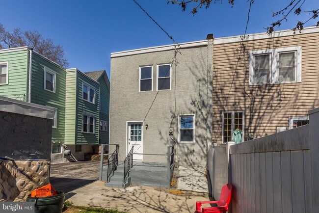 Building Photo - 4056 Ellendale Rd