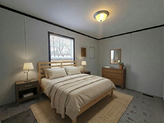 Building Photo - 547 Waxwing Ln