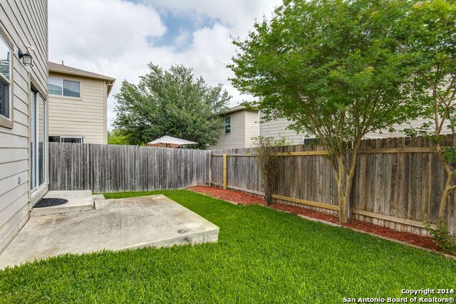Building Photo - 16134 Branching Oaks