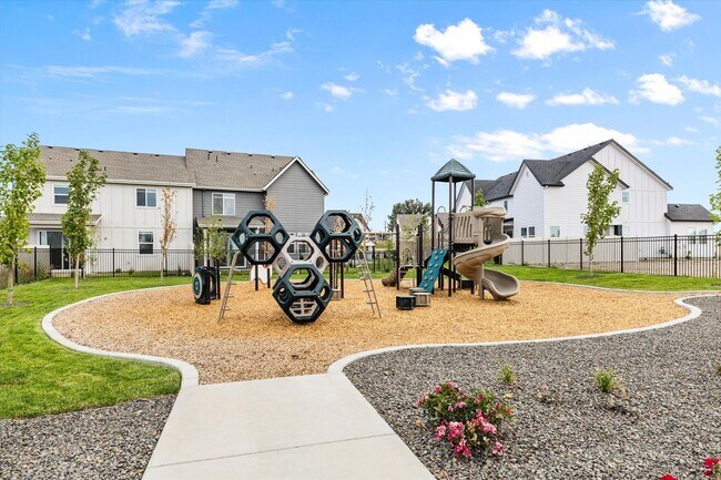 Building Photo - BRAND NEW Stunning 4-Bed, 3-Bath Townhome That Feels Like a Detached House