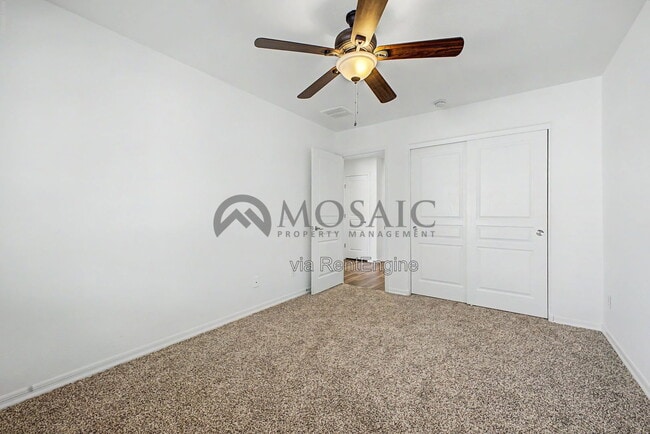 Building Photo - 599 S Buena Vista Ct