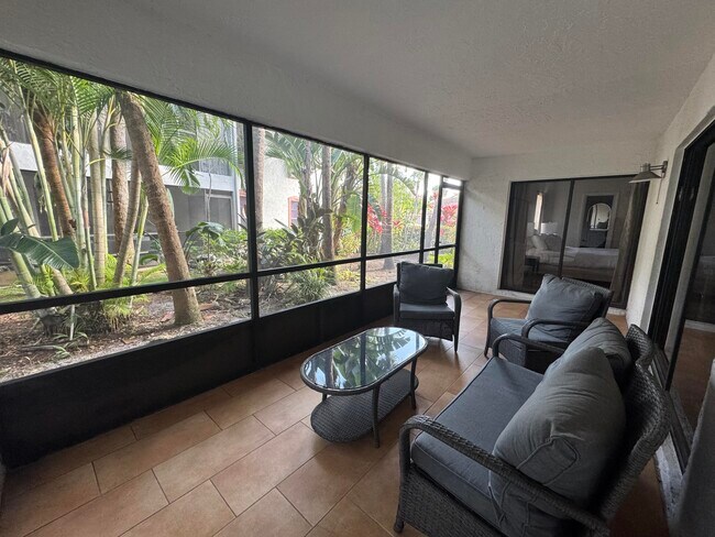 Building Photo - 12260 Sag Harbor Ct