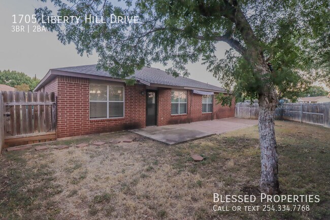 Building Photo - 1705 Liberty Hill Dr