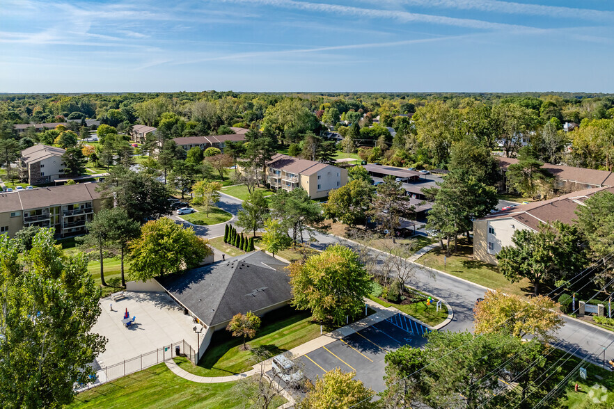 Primary Photo - Brookdale Apartments