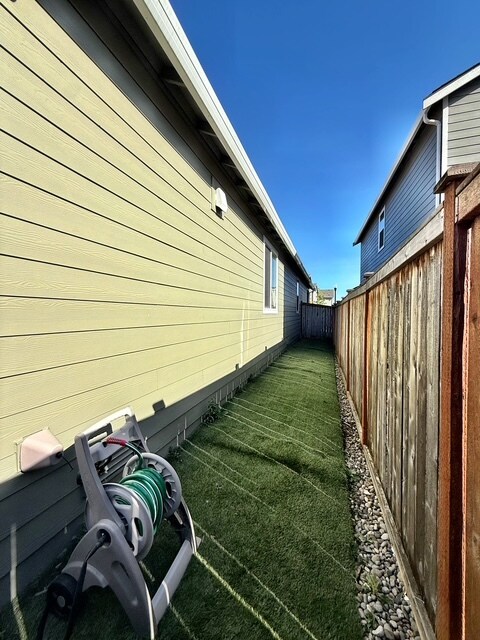 Building Photo - 4477 Sand Dollar Dr