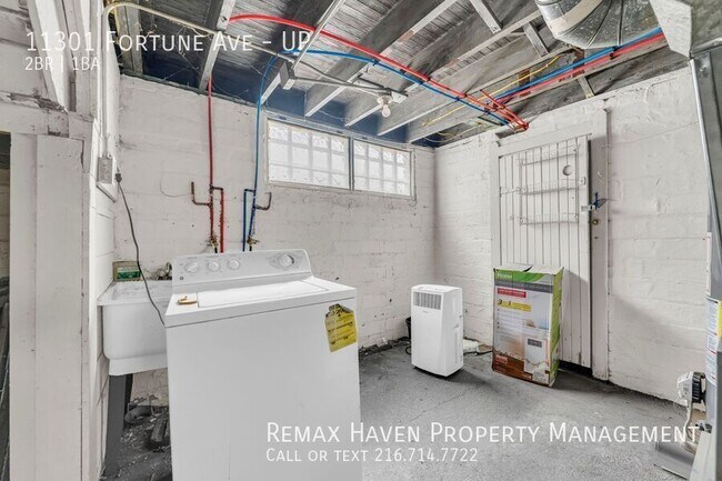 Building Photo - 11301 Fortune Ave