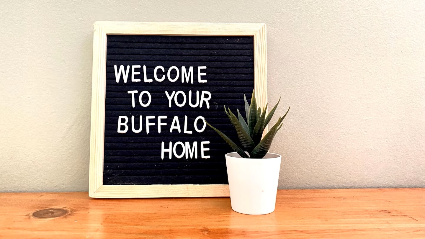 Building Photo - 203 W Tupper St